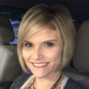 Meet your Posher, Christine